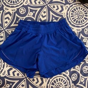 Hotty Hot Short II Long 4” Size 6